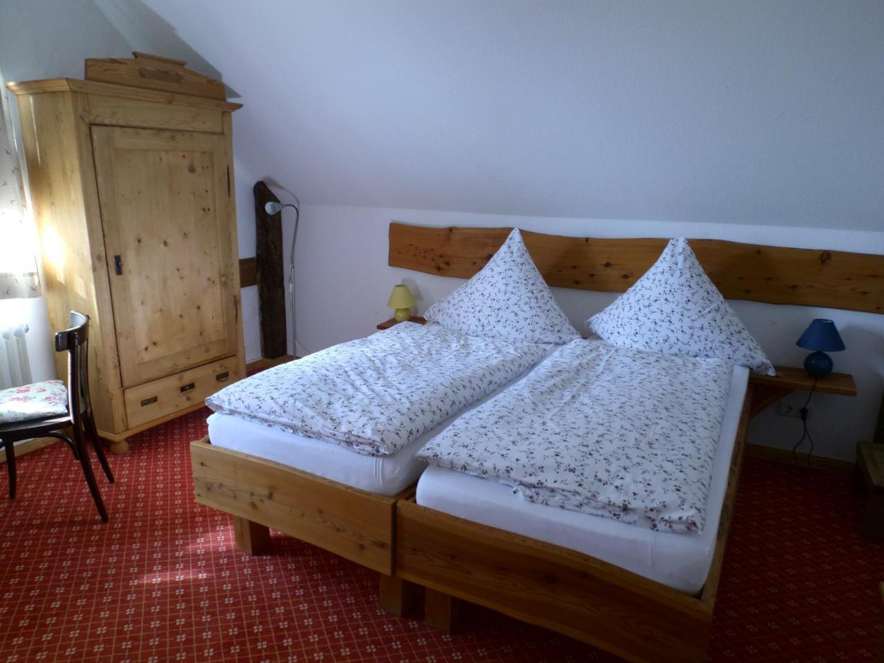 Gasthaus Zur Burgschaenke Aremberg ภายนอก รูปภาพ
