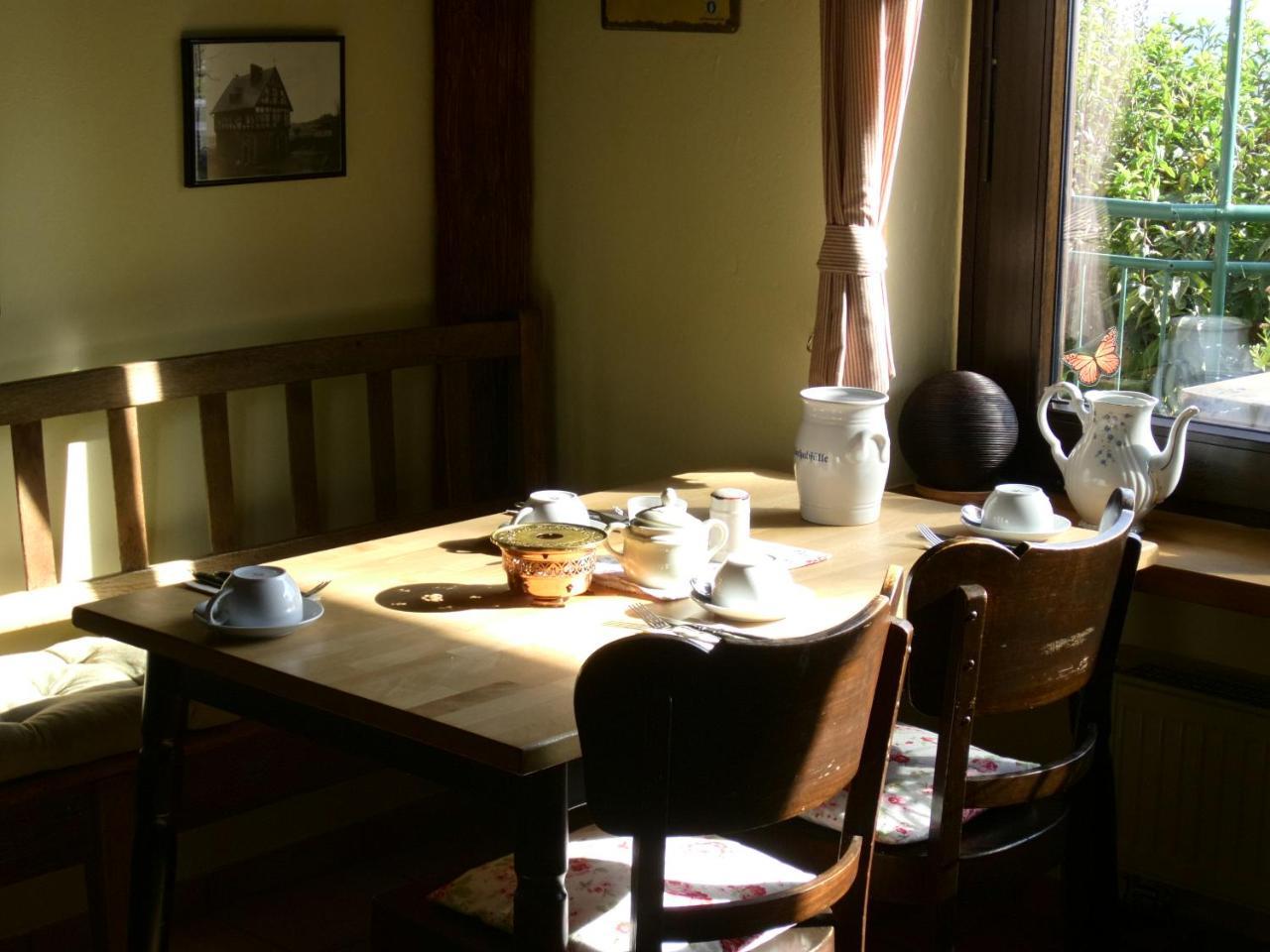 Gasthaus Zur Burgschaenke Aremberg ภายนอก รูปภาพ